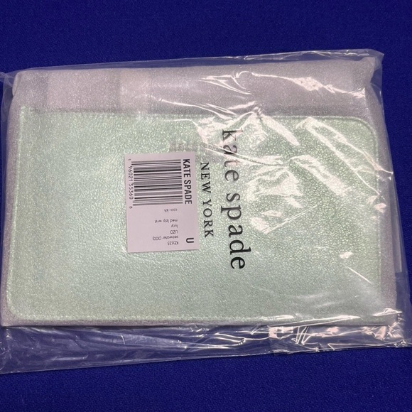 NWT Kate Spade LUCY METALLIC MEDIUM L-ZIP WRISTLET SEAWATER - Picture 5 of 13